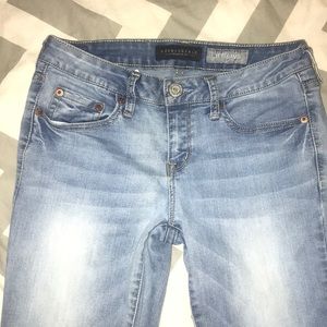 Aeropostale Light Wash Jeggings